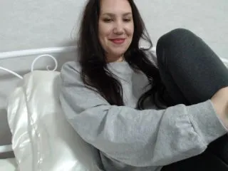 Live sex webcam photo for Bri #196193526