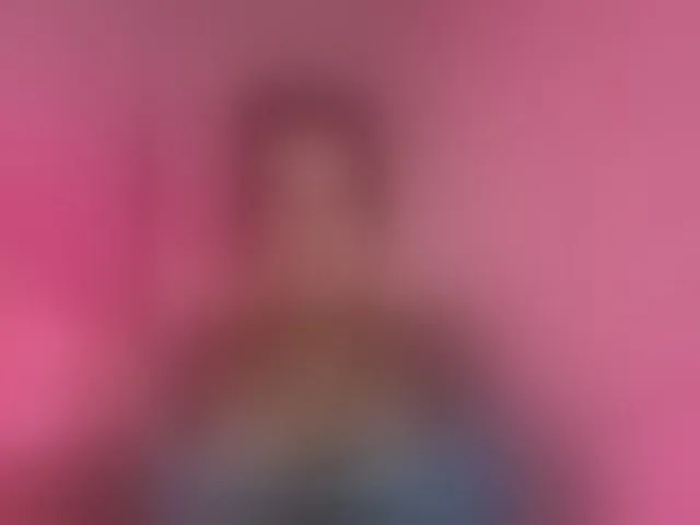 Live sex webcam photo for Briana19 #277345716