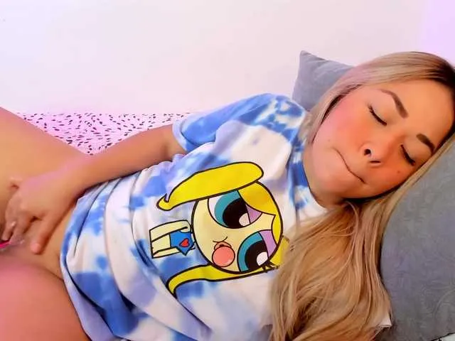 Live sex webcam photo for Brianna20 #274361526