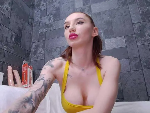 Live sex webcam photo for BriannaBratty #277696661
