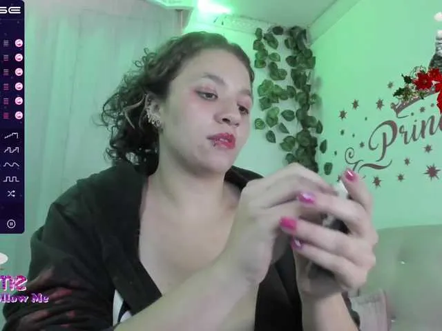 Live sex webcam photo for BriannaGirl #271817996