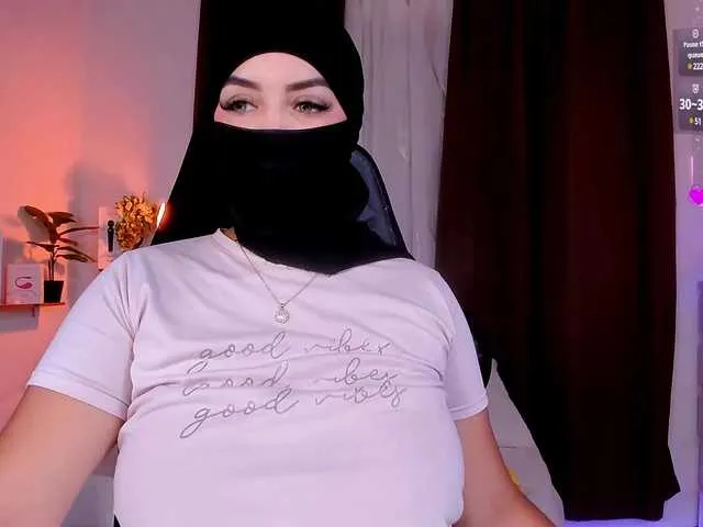 Live sex webcam photo for BriannaRouse #290390525