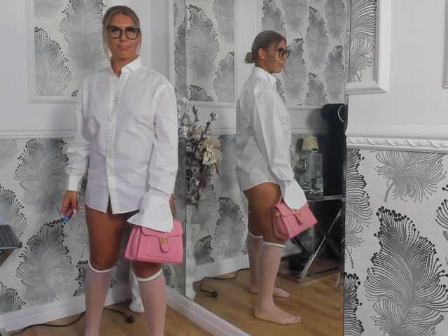 Live sex webcam photo for BrianneBanks #278110063