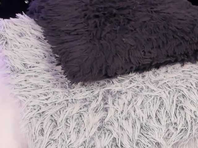 Live sex webcam photo for BrianneBanks #285286866