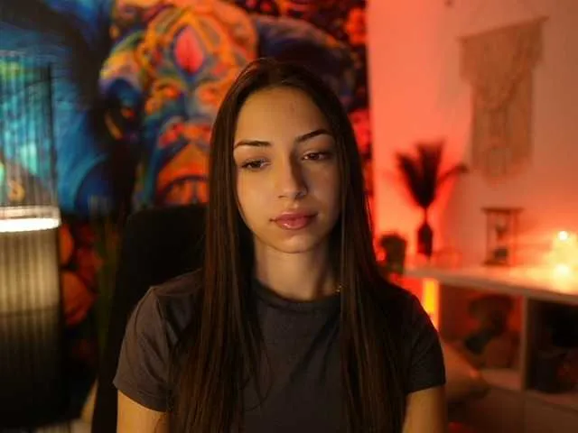 Live sex webcam photo for BriarRose18 #290382668