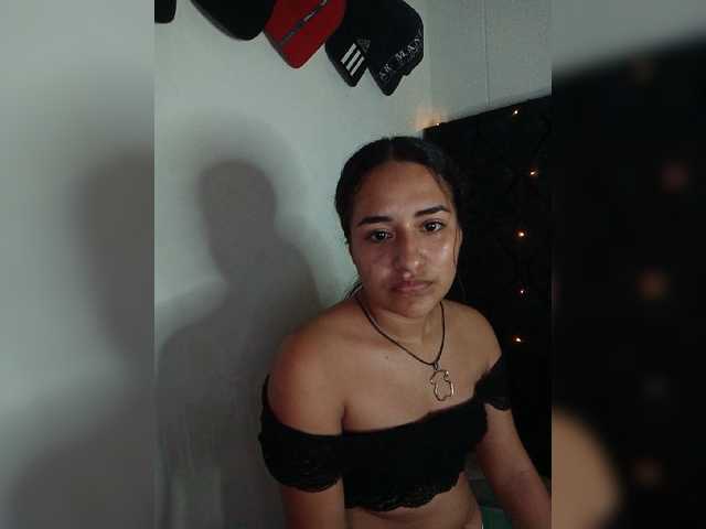 Live sex webcam photo for BridleyMello #277379234