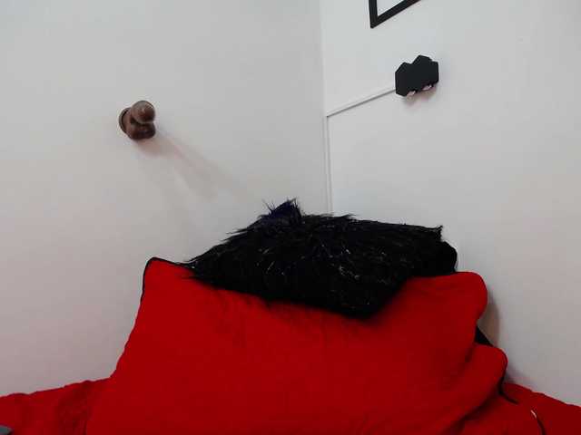 Live sex webcam photo for Briggitte- #272027690