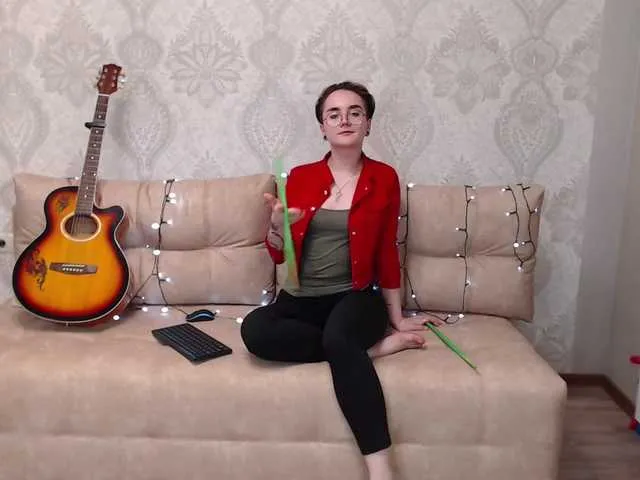 Live sex webcam photo for BrightKitty #273091879