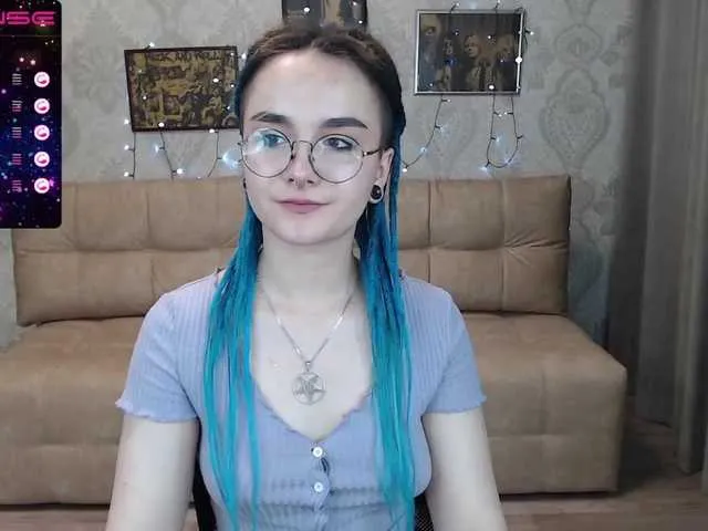 Live sex webcam photo for BrightKitty #273901397