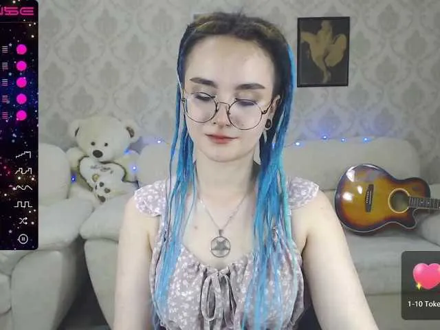 Live sex webcam photo for BrightKitty #273912842