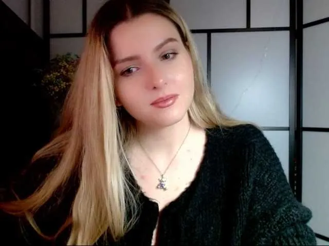Live sex webcam photo for BritneyBlond #290371718
