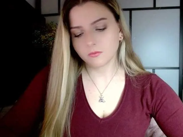 Live sex webcam photo for BritneyBlond #290630391