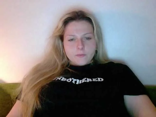 Live sex webcam photo for BritneyBlond #291565489