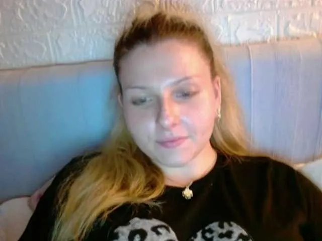 Live sex webcam photo for BritneyBlond #291673035