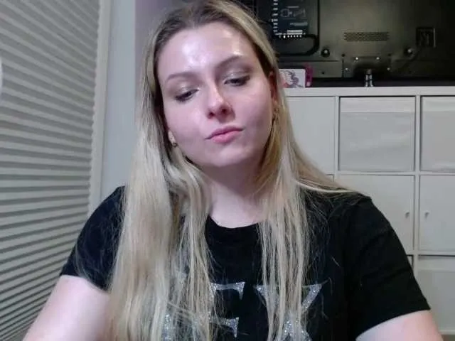 Live sex webcam photo for BritneyBlond #291722236