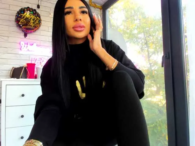 Live sex webcam photo for BritneyCharm #292087157