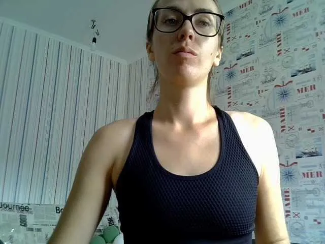 Live sex webcam photo for BritneyKittens #283188640