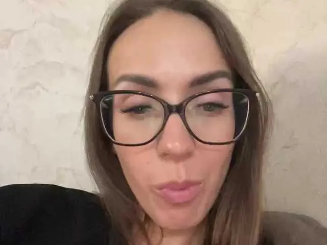 Live sex webcam photo for BritneyKittens #289742939