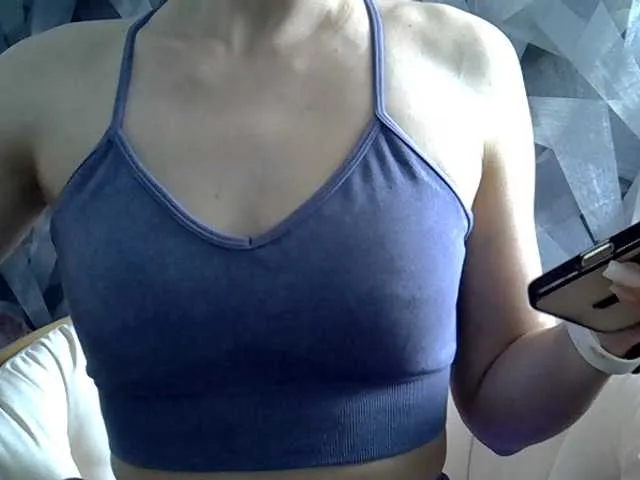 Live sex webcam photo for BritneyKittens #290957985