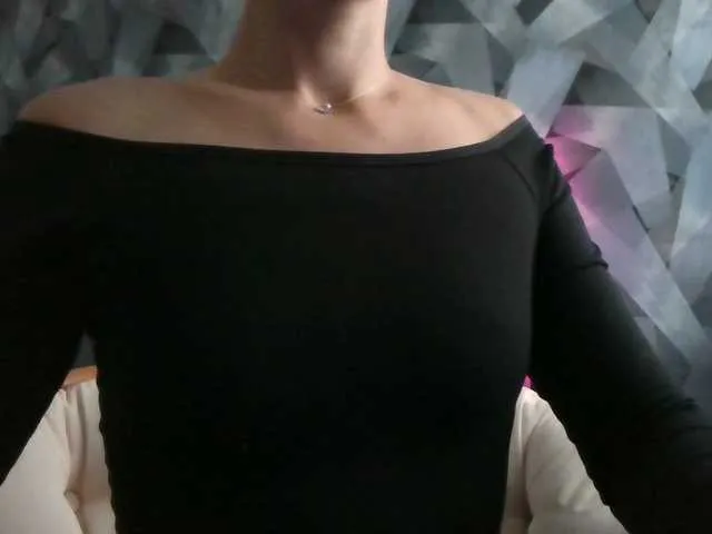 Live sex webcam photo for BritneyKittens #291318996