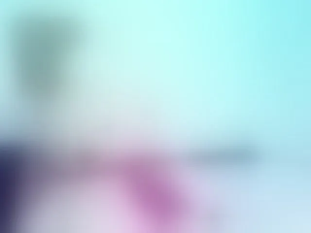 Live sex webcam photo for Briyit-Doll #293760446