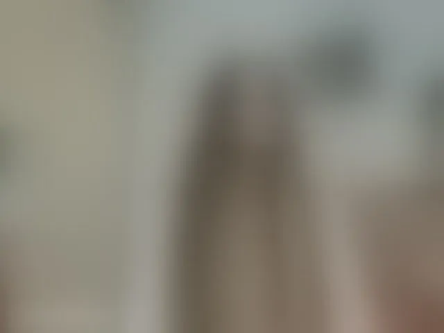 Live sex webcam photo for BrokenDoll666 #293621495