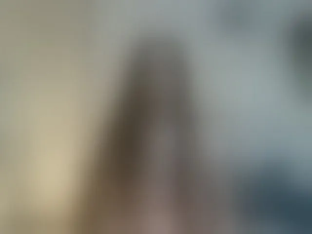 Live sex webcam photo for BrokenDoll666 #293995501