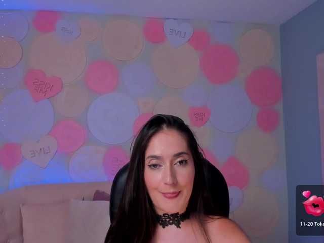 Live sex webcam photo for BrookeMiller #288049875