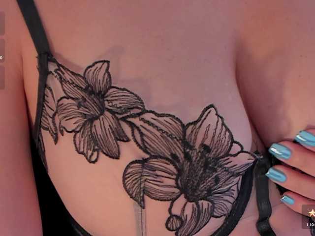 Live sex webcam photo for BrookeMiller #290670583