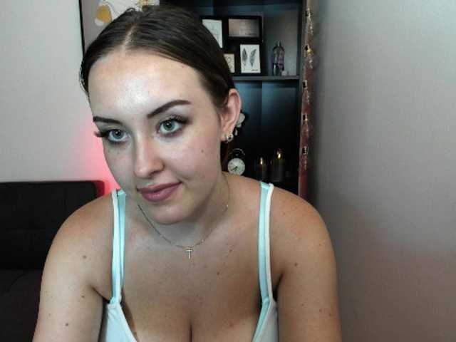 Live sex webcam photo for BrooklynChase #274175859