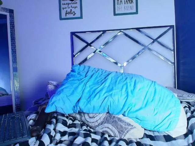 Live sex webcam photo for BrownBunnieee #290455733