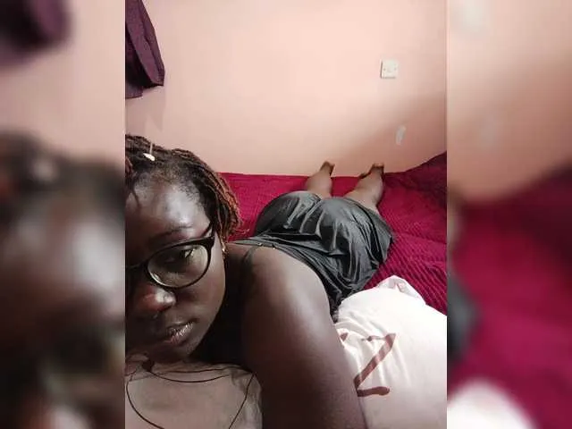 Live sex webcam photo for Brownshuga7 #290153959