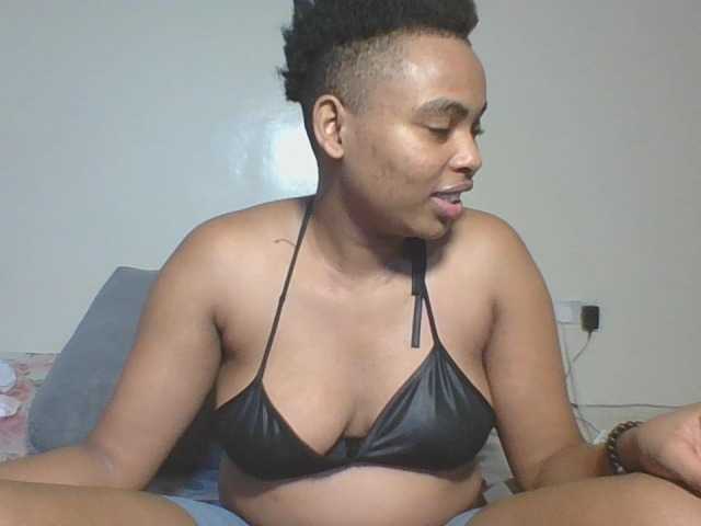 Live sex webcam photo for Brownywizzy #292278776