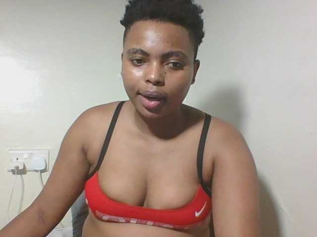 Live sex webcam photo for Brownywizzy #292385416