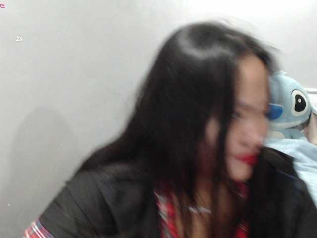 Live sex webcam photo for BubbleButtPinay #291985336