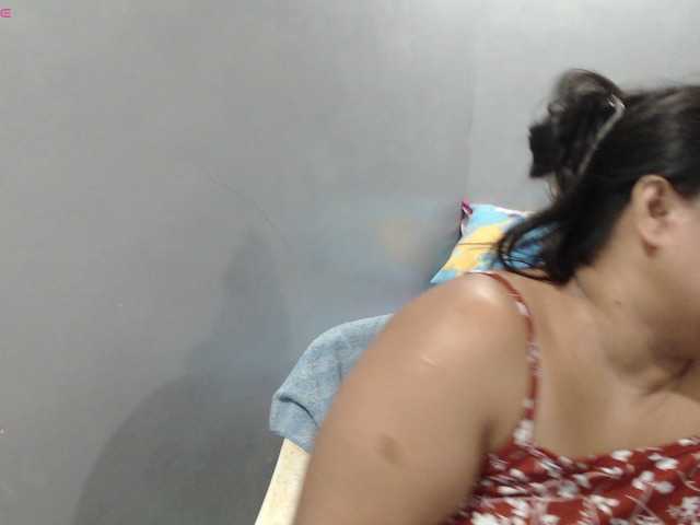 Live sex webcam photo for BubbleButtPinay #292174409