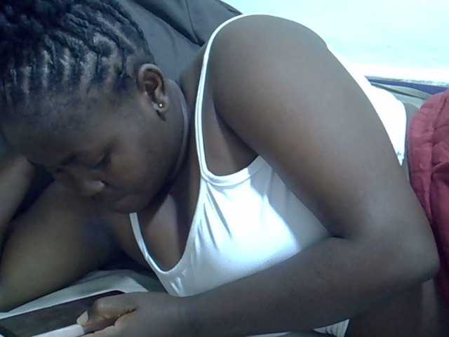 Live sex webcam photo for Bubblybooty #291412303