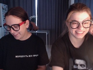 Live sex webcam photo for BugaGirls #155995556