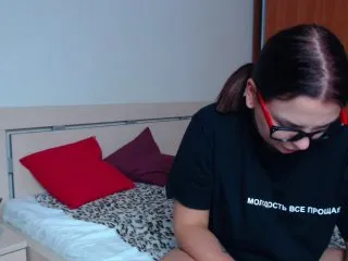 Live sex webcam photo for BugaGirls #157733746