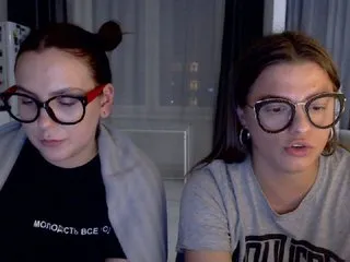 Live sex webcam photo for BugaGirls #159890710