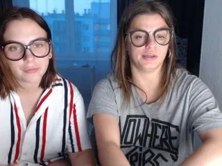 Live sex webcam photo for BugaGirls #161650037