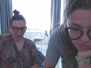 Live sex webcam photo for BugaGirls #163675970