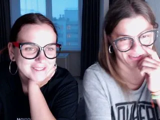 Live sex webcam photo for BugaGirls #164312246