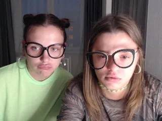 Live sex webcam photo for BugaGirls #164677092