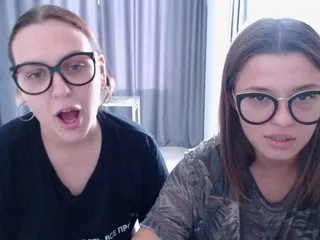 Live sex webcam photo for BugaGirls #176195495