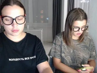 Live sex webcam photo for BugaGirls #176310930