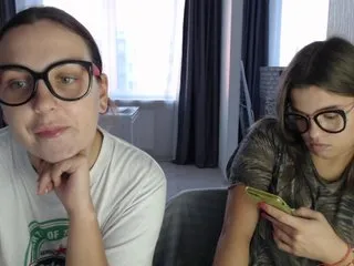 Live sex webcam photo for BugaGirls #176883952