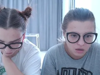 Live sex webcam photo for BugaGirls #177404192