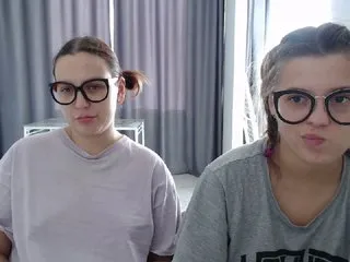 Live sex webcam photo for BugaGirls #177642120