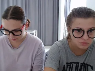 Live sex webcam photo for BugaGirls #177682365